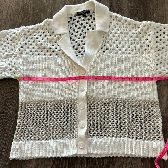 NWOT Central Park West Seville Ivory Crochet Knit Button Front Top Size Medium - Picture 13 of 15